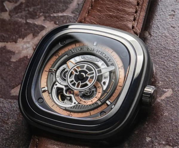 七个星期五手表表蒙有划痕处理技巧详解