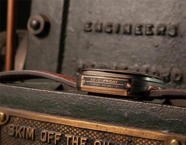 七个星期五手表表蒙有划痕解决方法集锦